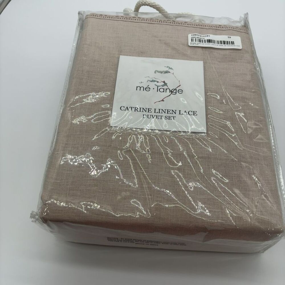 Melange Melange Linen and Crochet Lac